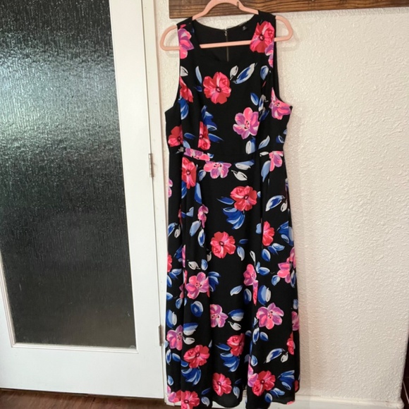 Torrid Foral Dress Size 22 - Picture 7 of 7